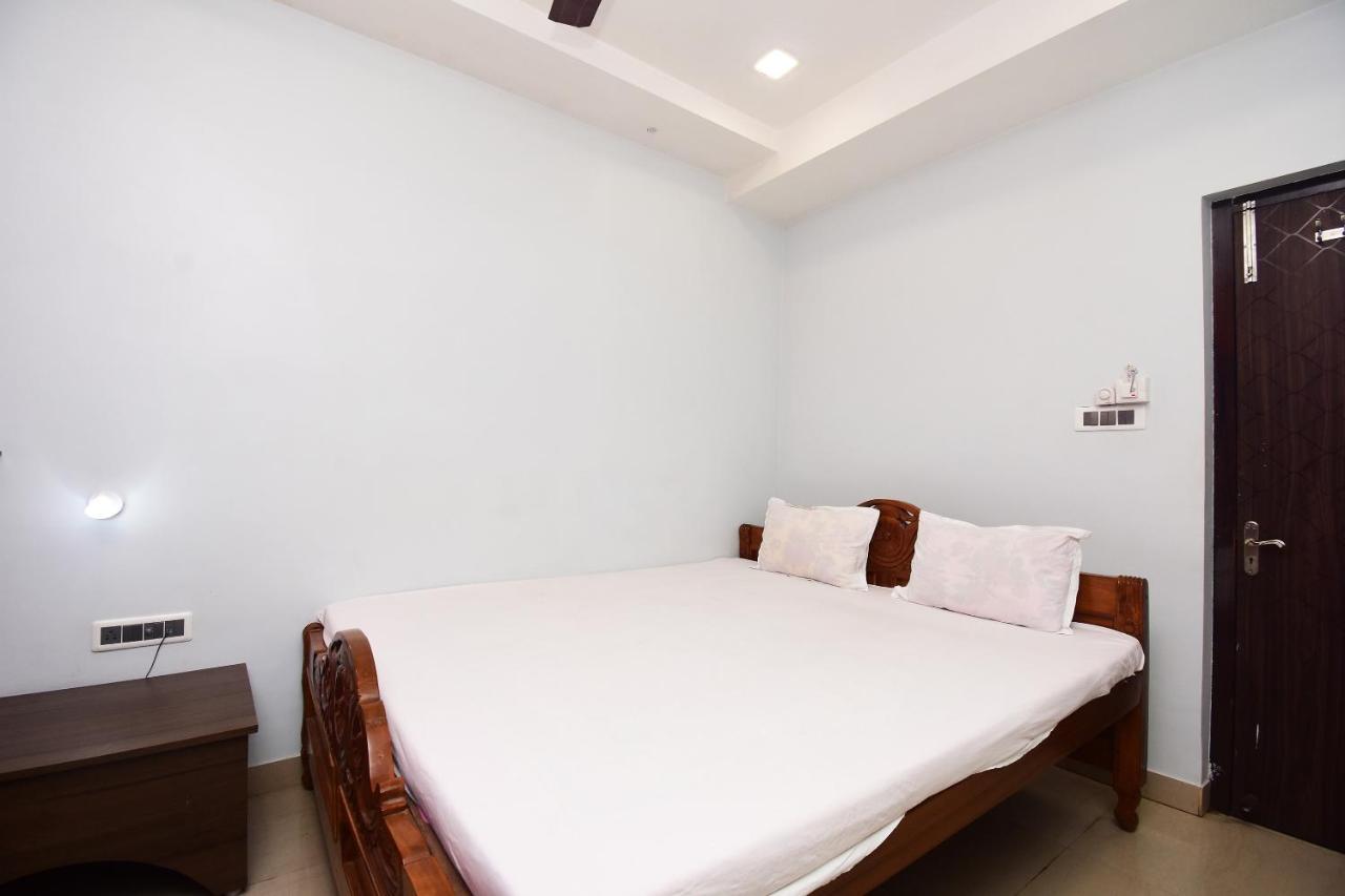 Hotel Spot On 45344 Loknath Tower Spot Krishnanagar Exterior foto