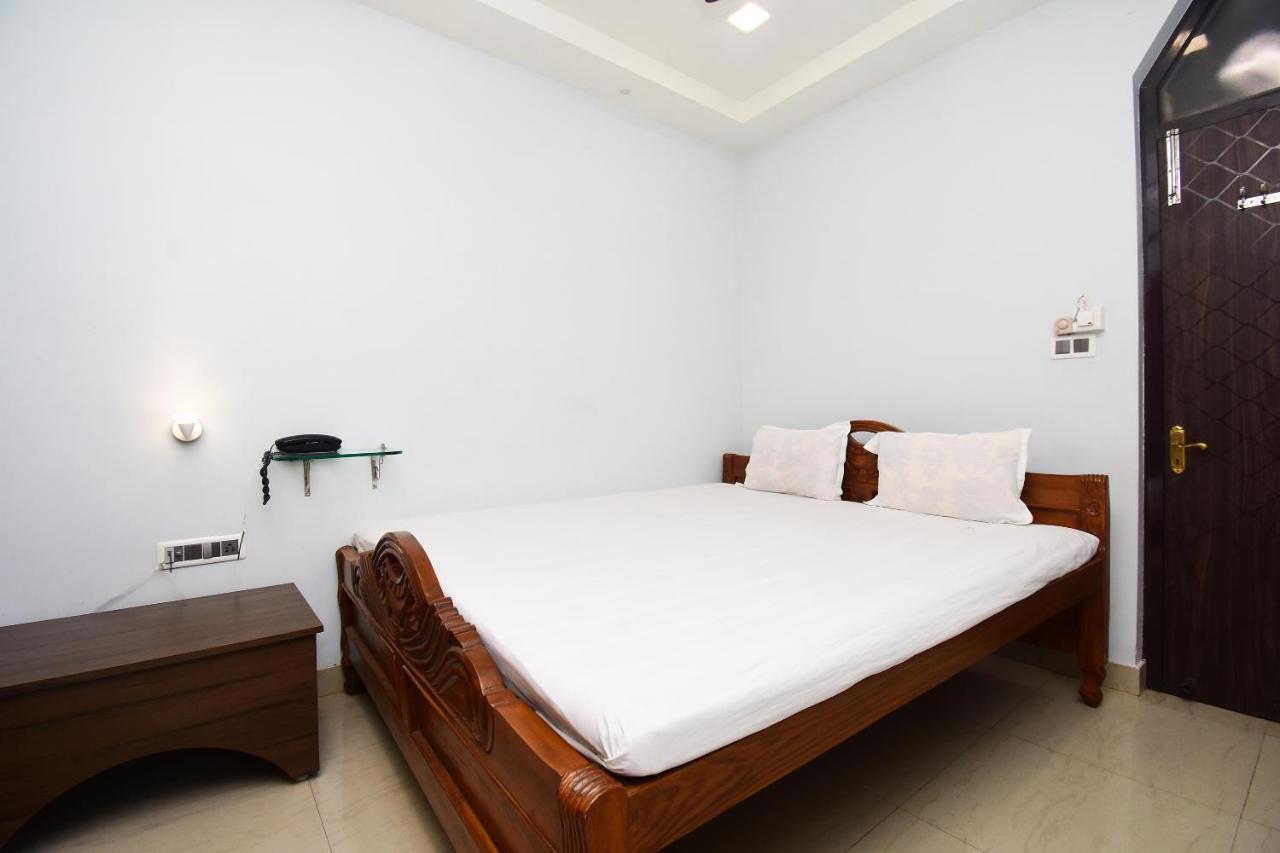 Hotel Spot On 45344 Loknath Tower Spot Krishnanagar Exterior foto
